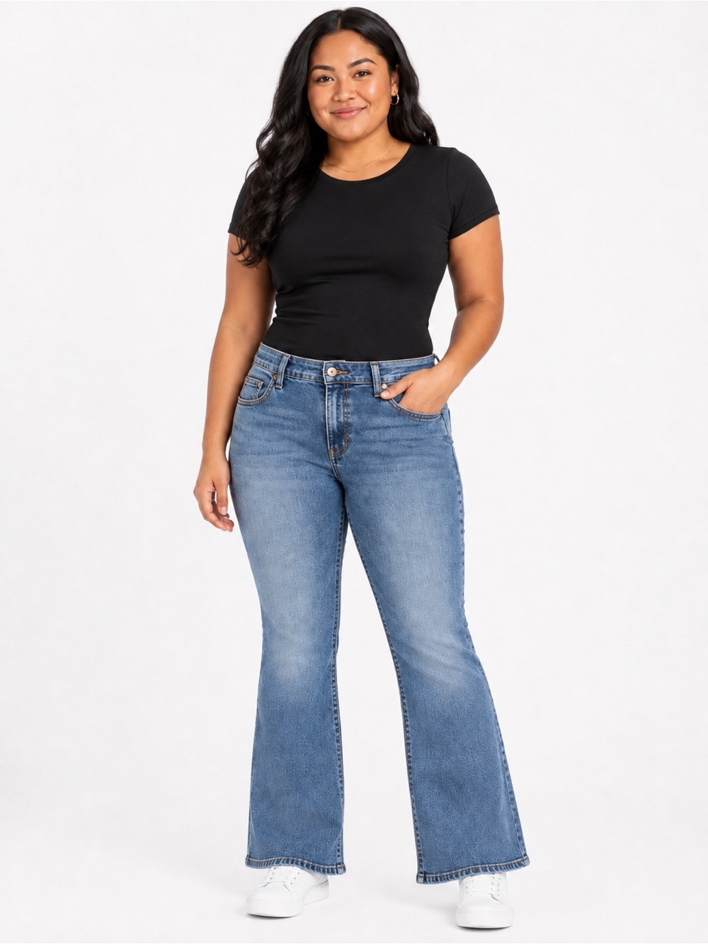 GLO Women’s Light Wash Straight Leg Jeans – Size 12